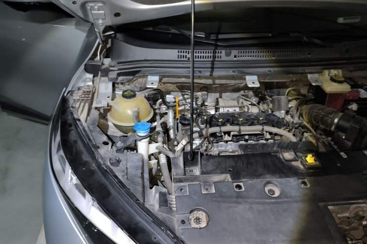 Used Haima 7X 2020 1.6 TGDI Automatic Flagship Model Engine Bay Right