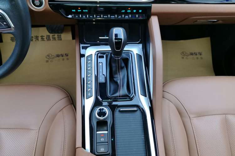 Used Haima 7X 2020 1.6 TGDI Automatic Luxury Model Gear Lever