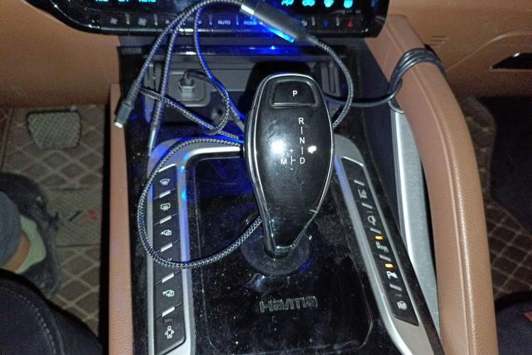 Used Haima 7X 2020 1.6 TGDI Automatic Flagship Model Gear Lever