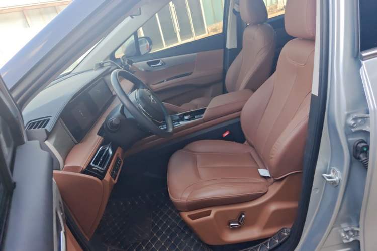 Used Haima 7X 2020 1.6 TGDI Automatic Luxury Model Left Front Seat