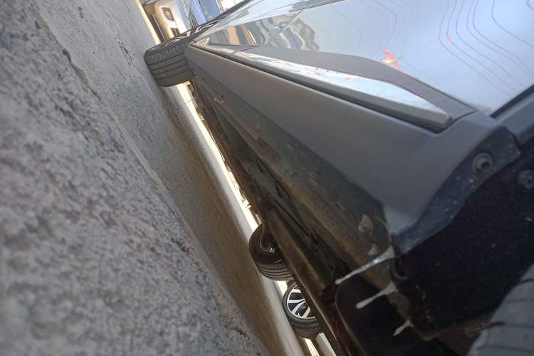 Used Haima 7X 2020 1.5T Automatic Elite Edition Left Side Sill