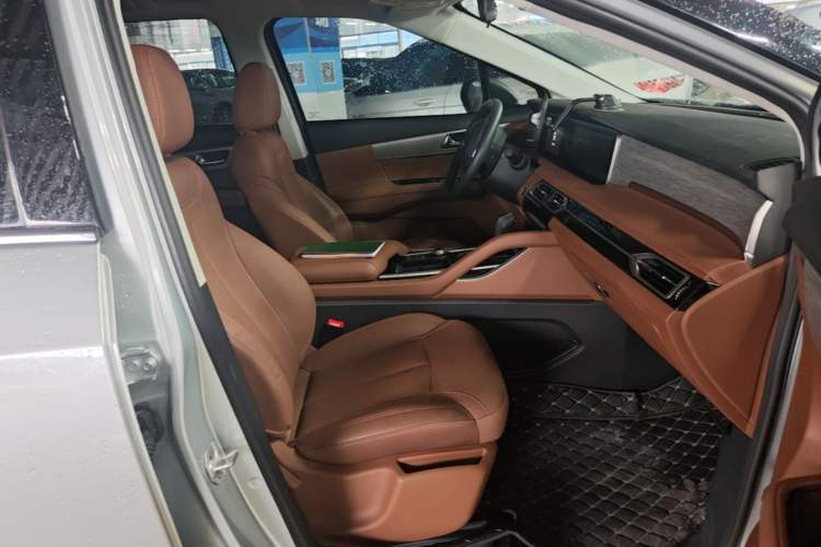 Used Haima 7X 2020 1.6 TGDI Automatic Luxury Model Right Front Seat