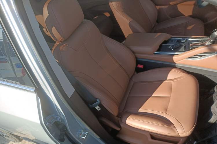 Used Haima 7X 2020 1.5T Automatic Elite Edition Right Front Seat