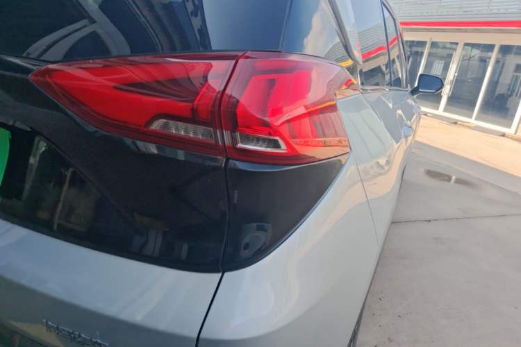 Used Haima 7X 2020 1.6 TGDI Automatic Luxury Model Right Rear Taillight