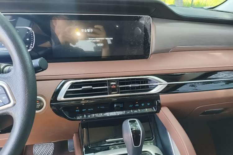 Used Haima 7X 2020 1.6 TGDI Automatic Luxury Model Audio And AC Panel