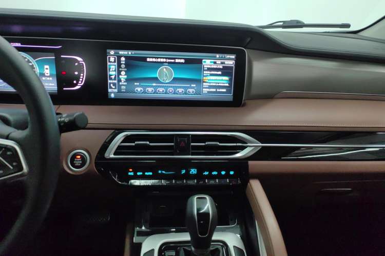 Used Haima 7X 2020 1.6 TGDI Automatic Luxury Model Audio And AC Panel