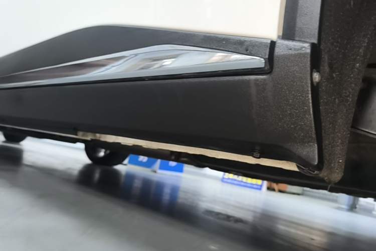 Used Haima 7X 2020 1.6 TGDI Automatic Flagship Model Left Side Sill