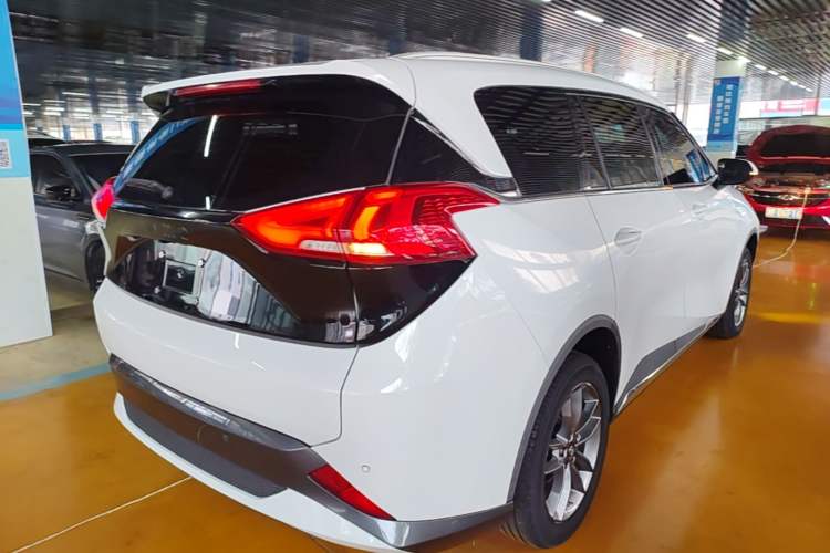Used Haima 7X 2020 1.6 TGDI Automatic Luxury Model Rear Right 45 Deg