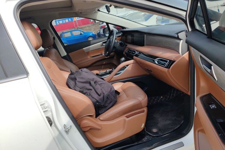 Used Haima 7X 2020 1.6 TGDI Automatic Luxury Model Right Front Seat
