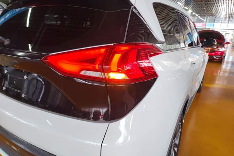 Used Haima 7X 2020 1.6 TGDI Automatic Luxury Model Right Rear Taillight