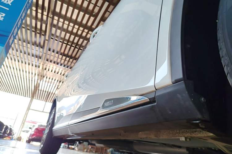 Used Haima 7X 2020 1.6 TGDI Automatic Luxury Model Right Side Sill