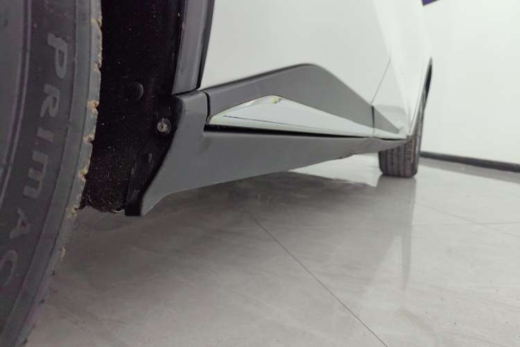 Used Haima 7X 2020 1.6 TGDI Automatic Luxury Model Right Side Sill