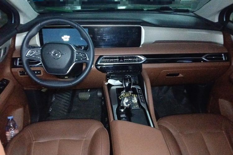 Used Haima 7X 2023 1.6 TGDI Automatic Flagship Model Center Console
