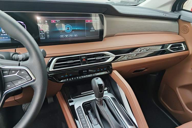 Used Haima 7X 2023 1.5T Automatic Comfort Version Audio And AC Panel