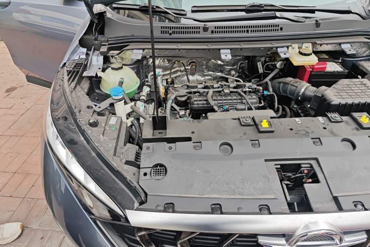Used Haima 7X 2023 1.5T Automatic Comfort Version Engine Bay Right