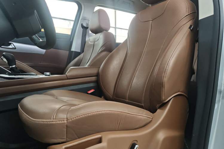 Used Haima 7X 2023 1.6 TGDI Automatic Luxury Version Left Front Seat