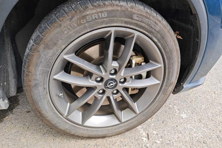 Used Haima 7X New Energy 2022 7X-E Pure Electric Comfort Model Right Front Wheel Hub