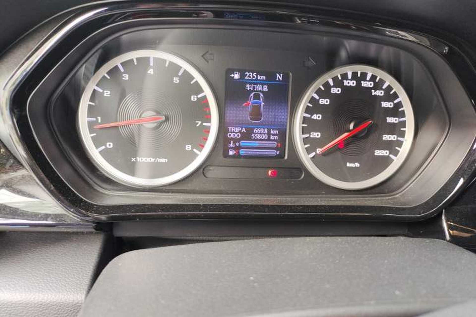 Used Haima 8S 2019 1.6 TGDI Automatic Trend Edition Odometer Close Up