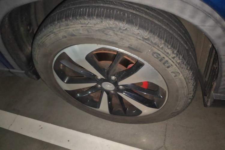 Used Haima 8S 2019 1.6 TGDI Automatic Luxury Edition Right Front Wheel Hub