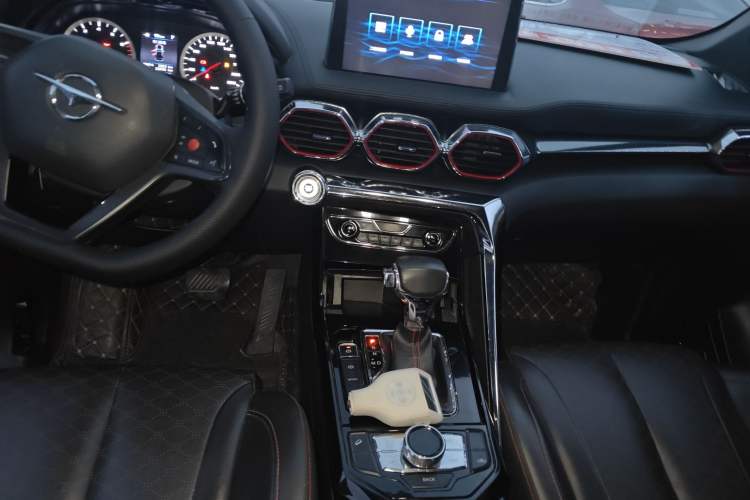 Used Haima 8S 2019 1.6 TGDI Automatic Smart Edition Center Console
