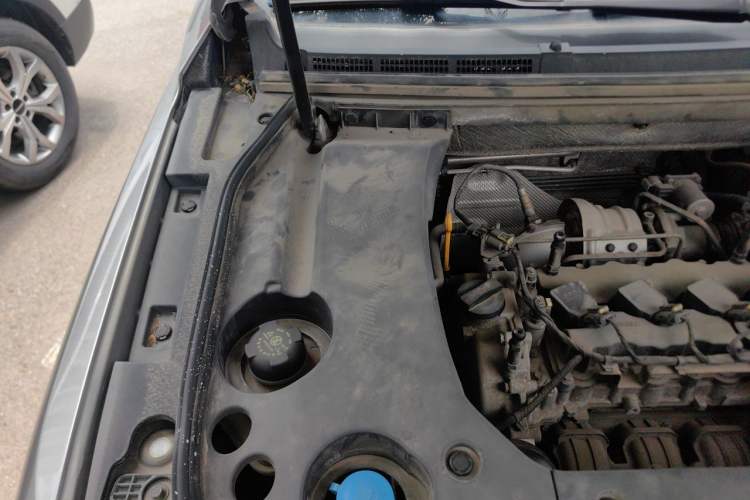 Used Haima 8S 2019 1.6 TGDI Automatic Luxury Edition Engine Bay Right