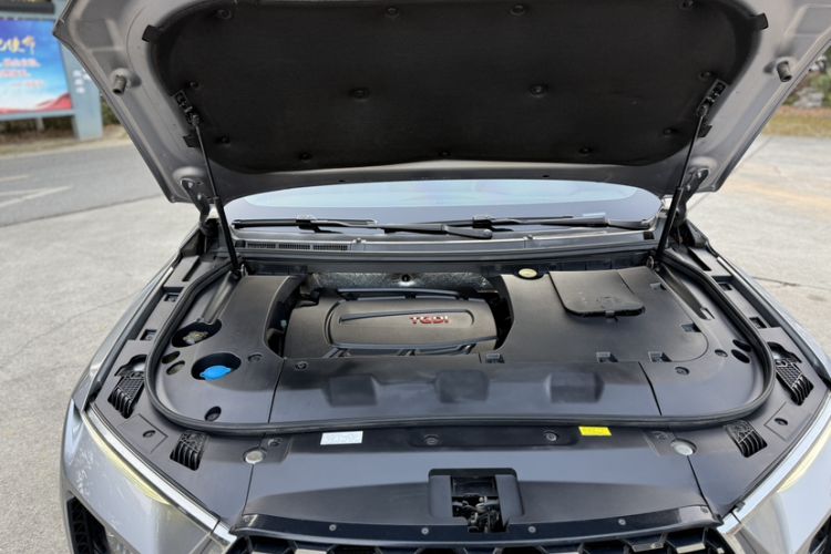 Used Haima 8S 2019 1.6 TGDI Automatic Luxury Edition Engine Bay