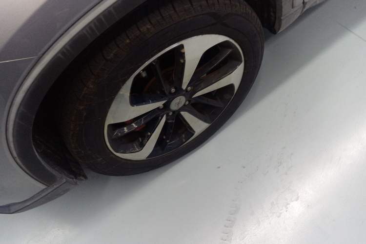Used Haima 8S 2019 1.6 TGDI Automatic Luxury Edition Left Front Wheel Hub