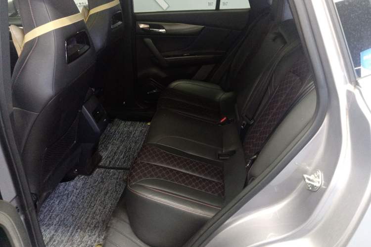 Used Haima 8S 2019 1.6 TGDI Automatic Luxury Edition Left Rear Seat