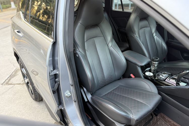 Used Haima 8S 2019 1.6 TGDI Automatic Luxury Edition Right Front Seat