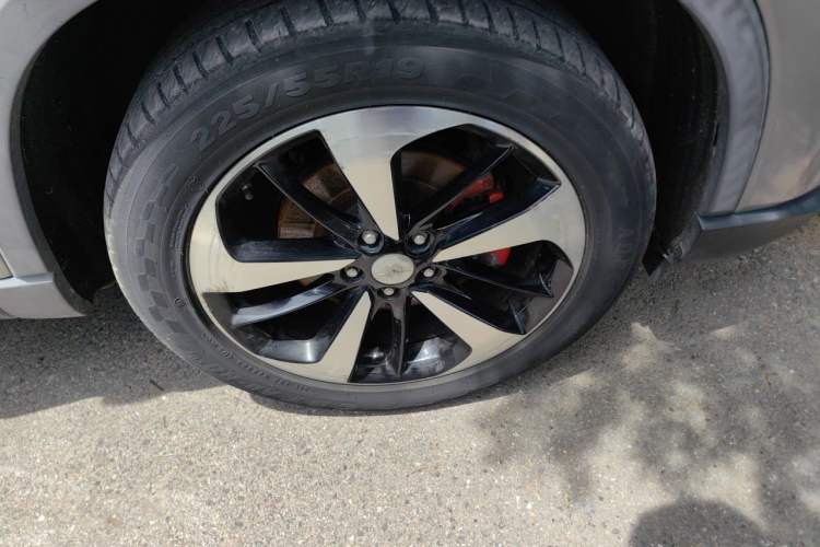 Used Haima 8S 2019 1.6 TGDI Automatic Luxury Edition Right Front Wheel Hub