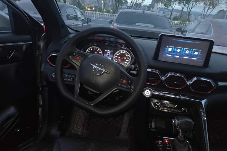 Used Haima 8S 2019 1.6 TGDI Automatic Smart Edition Steering Wheel