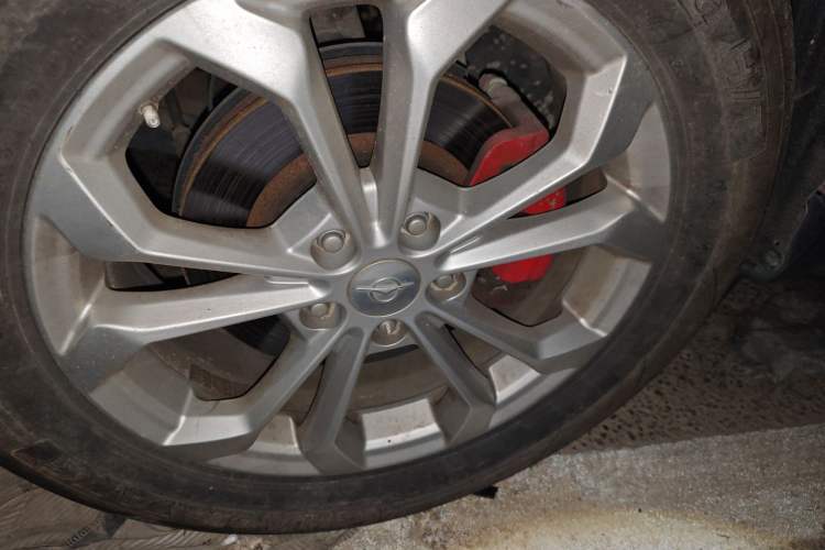 Used Haima 8S 2019 1.6 TGDI Automatic Trend Edition Right Front Wheel Hub