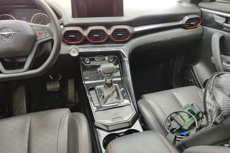 Used Haima 8S 2019 1.6 TGDI Automatic Trend Edition Audio And AC Panel