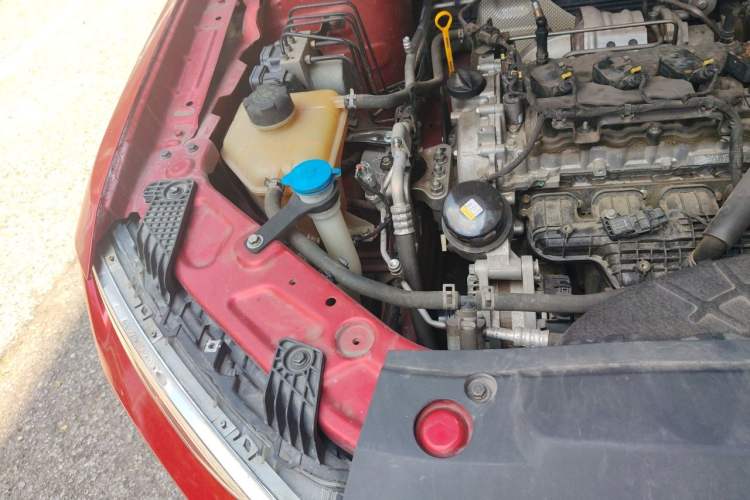Used Haima 8S 2019 1.6 TGDI Automatic Trend Edition Engine Bay Right