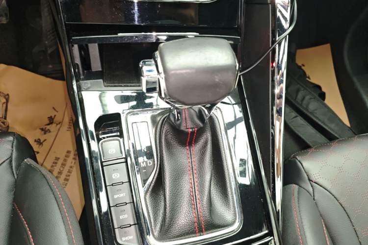 Used Haima 8S 2019 1.6 TGDI Automatic Trend Edition Gear Lever