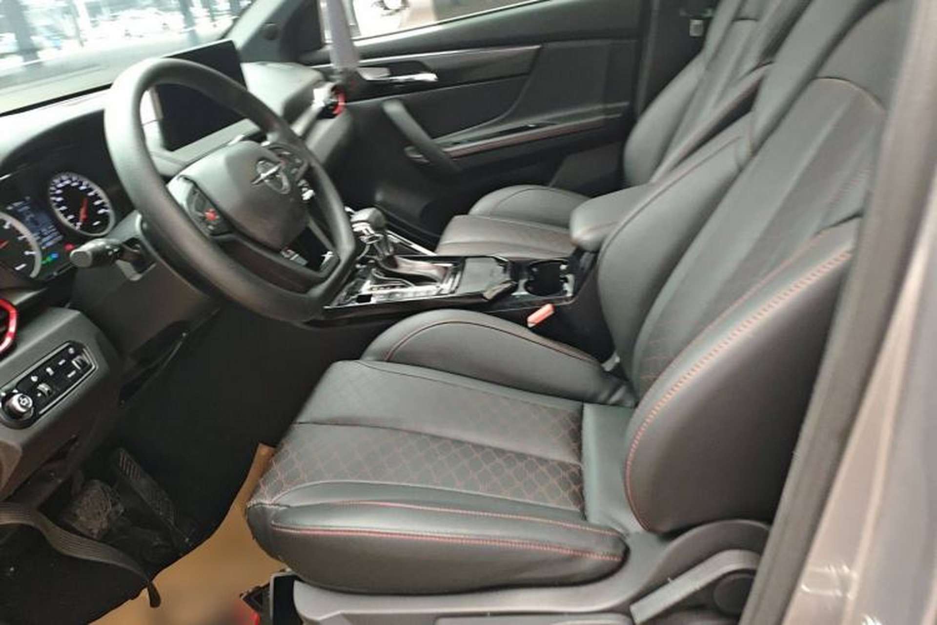 Used Haima 8S 2019 1.6 TGDI Automatic Trend Edition Left Front Seat