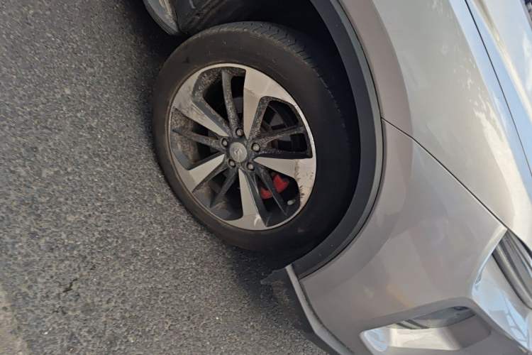 Used Haima 8S 2019 1.6 TGDI Automatic Luxury Edition Right Front Wheel Hub