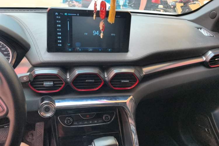 Used Haima 8S 2019 1.6 TGDI Automatic Trend Edition Audio And AC Panel