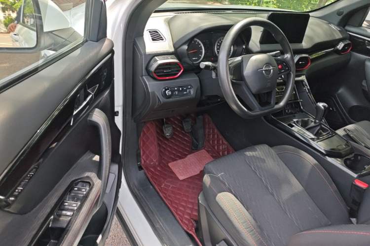 Used Haima 8S 2019 1.6 TGDI Manual Sport Edition Driver Seat