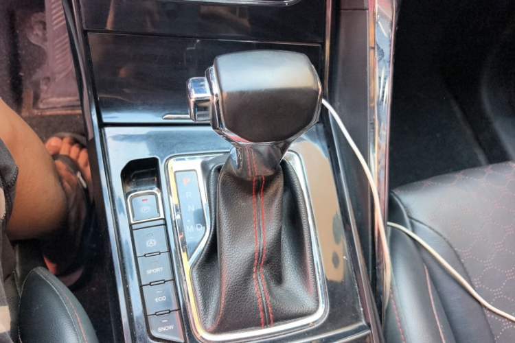Used Haima 8S 2019 1.6 TGDI Automatic Trend Edition Gear Lever