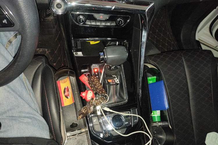 Used Haima 8S 2019 1.6 TGDI Automatic Smart Edition Gear Lever