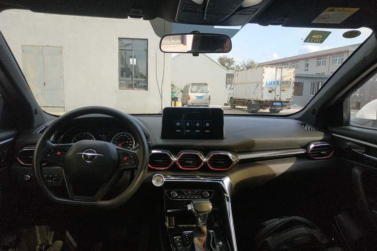 Used Haima 8S 2019 1.6 TGDI Automatic Smart Edition Interior 3