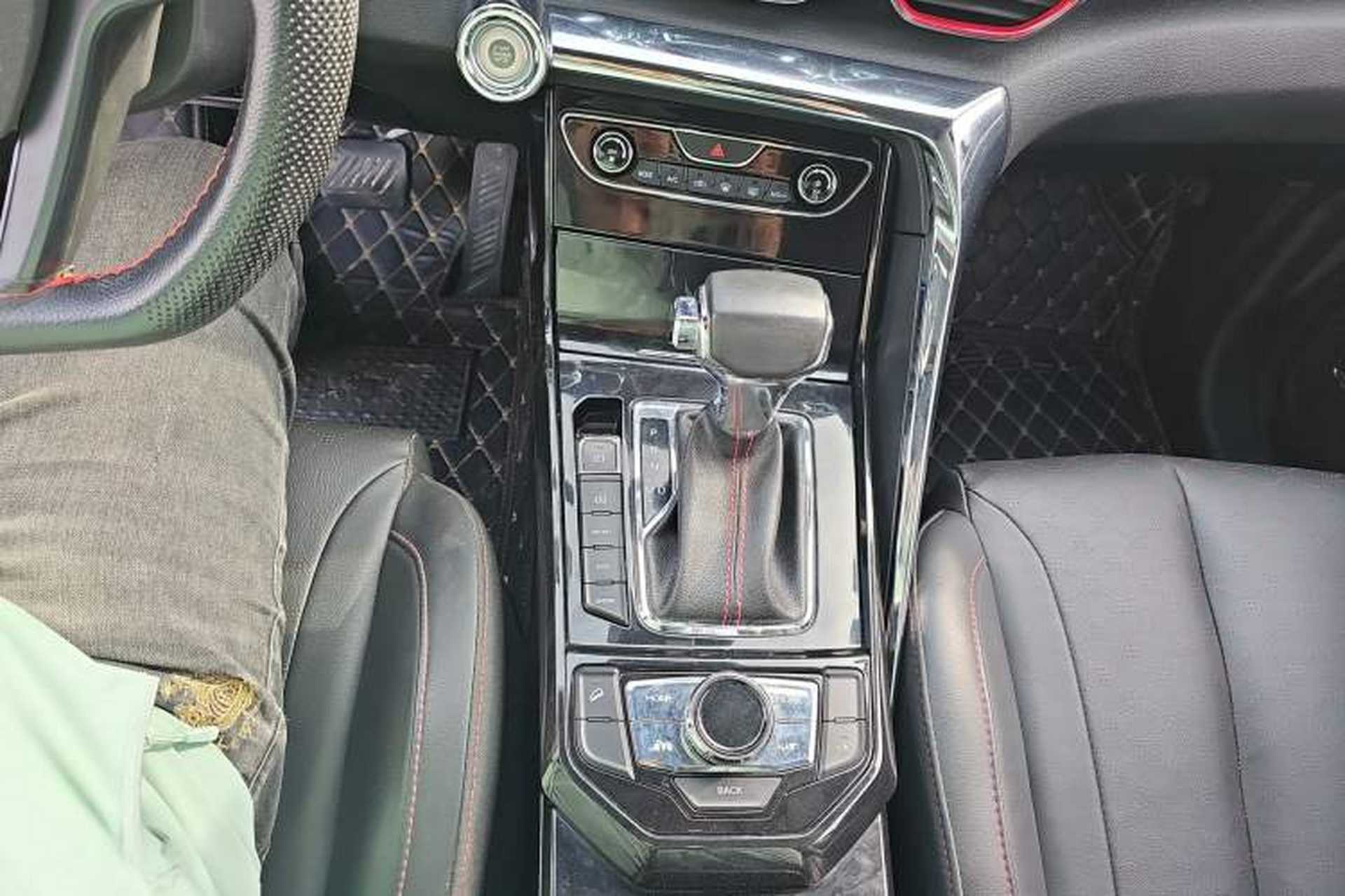Used Haima 8S 2019 1.6 TGDI Automatic Smart Edition Interior 5