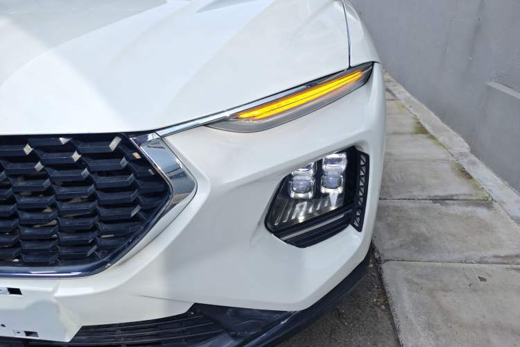Used Haima 8S 2019 1.6 TGDI Automatic Smart Edition Left Front Headlight