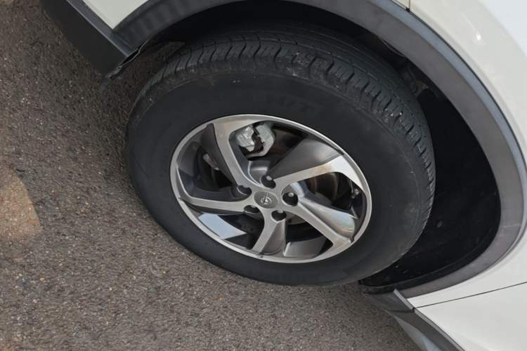 Used Haima 8S 2019 1.6 TGDI Manual Sport Edition Left Front Wheel Hub