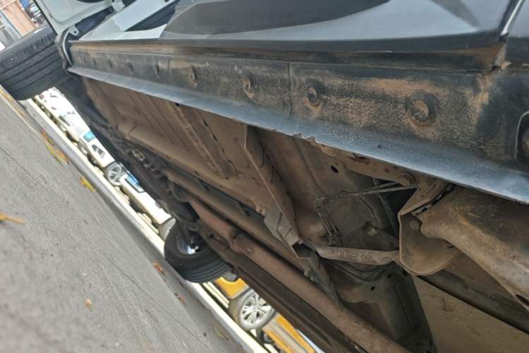 Used Haima 8S 2019 1.6 TGDI Manual Sport Edition Left Side Sill