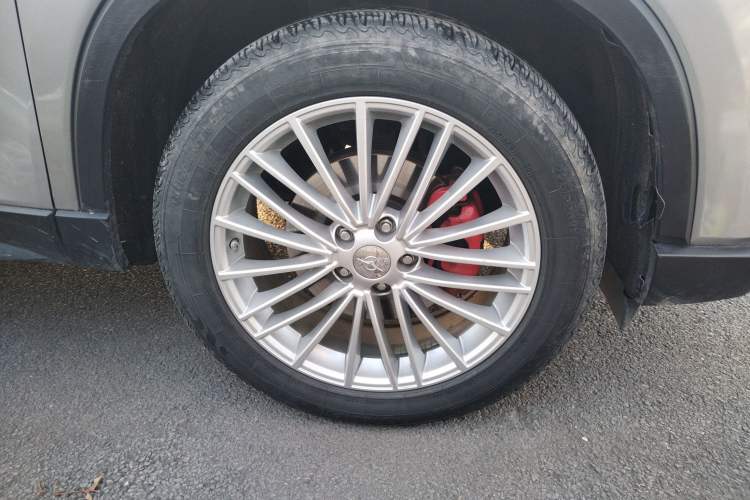 Used Haima 8S 2020 1.6 TGDI DCT Prestige Model Right Front Wheel Hub