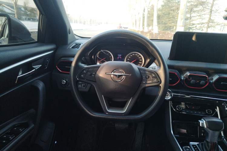 Used Haima 8S 2020 1.6 TGDI DCT Prestige Model Steering Wheel
