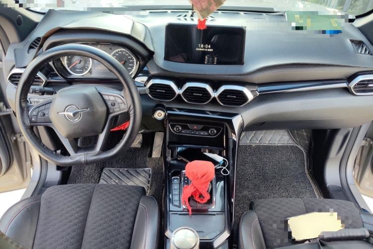 Used Haima 8S 2020 1.6 TGDI Automatic Elite Model Center Console