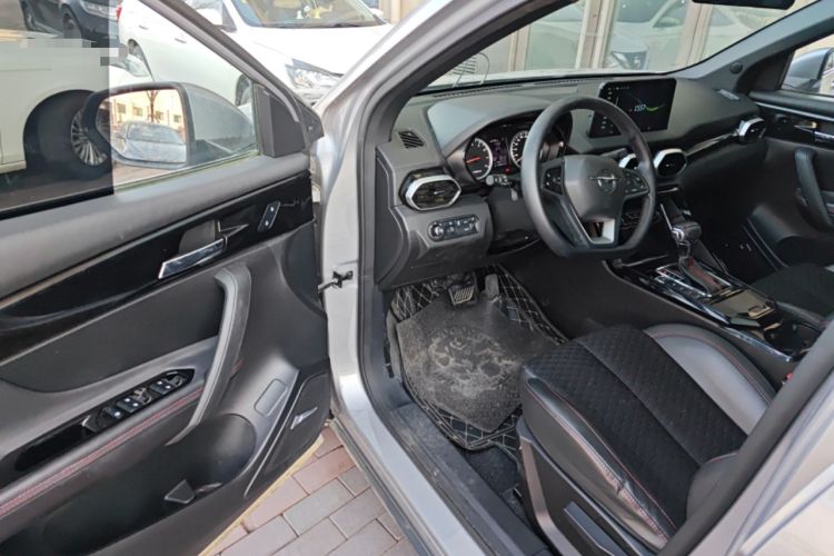 Used Haima 8S 2020 1.6 TGDI Automatic Elite Model Driver Seat